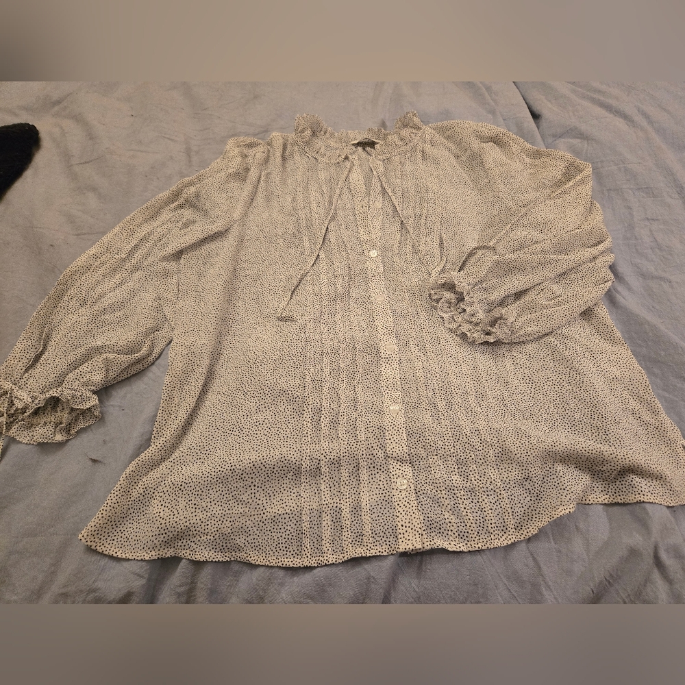 Reitmans Black and White Polka Dot Blouse
